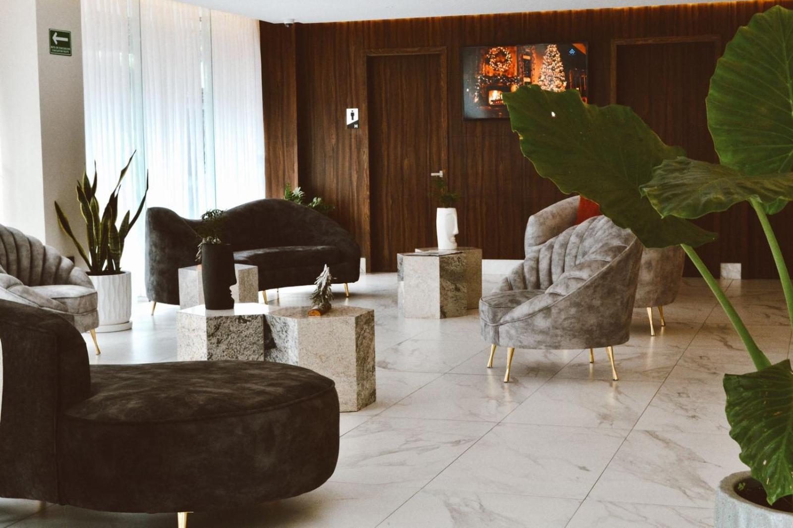 Hvh By Yaxche Hotel Guadalajara Exterior photo