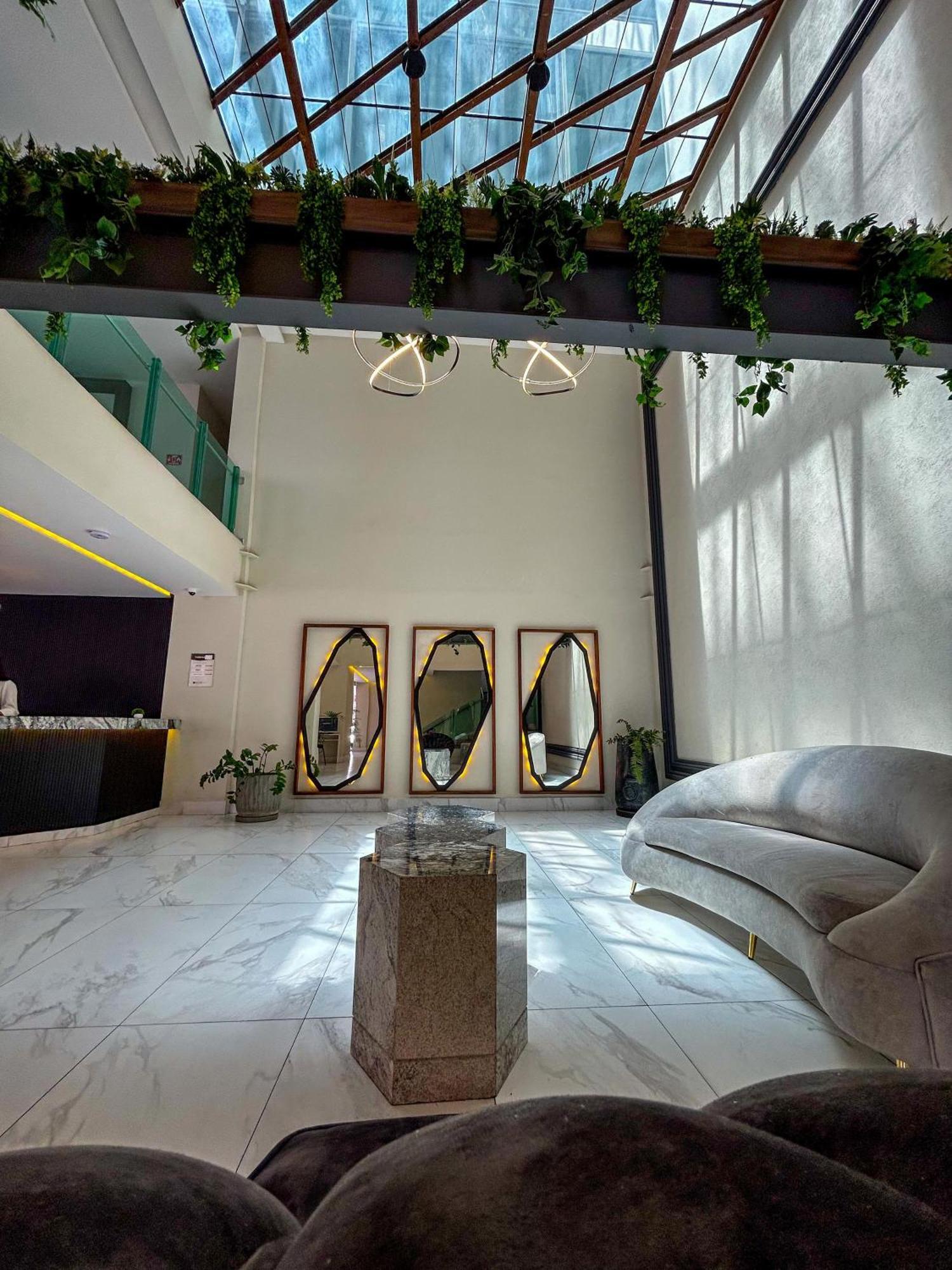 Hvh By Yaxche Hotel Guadalajara Exterior photo