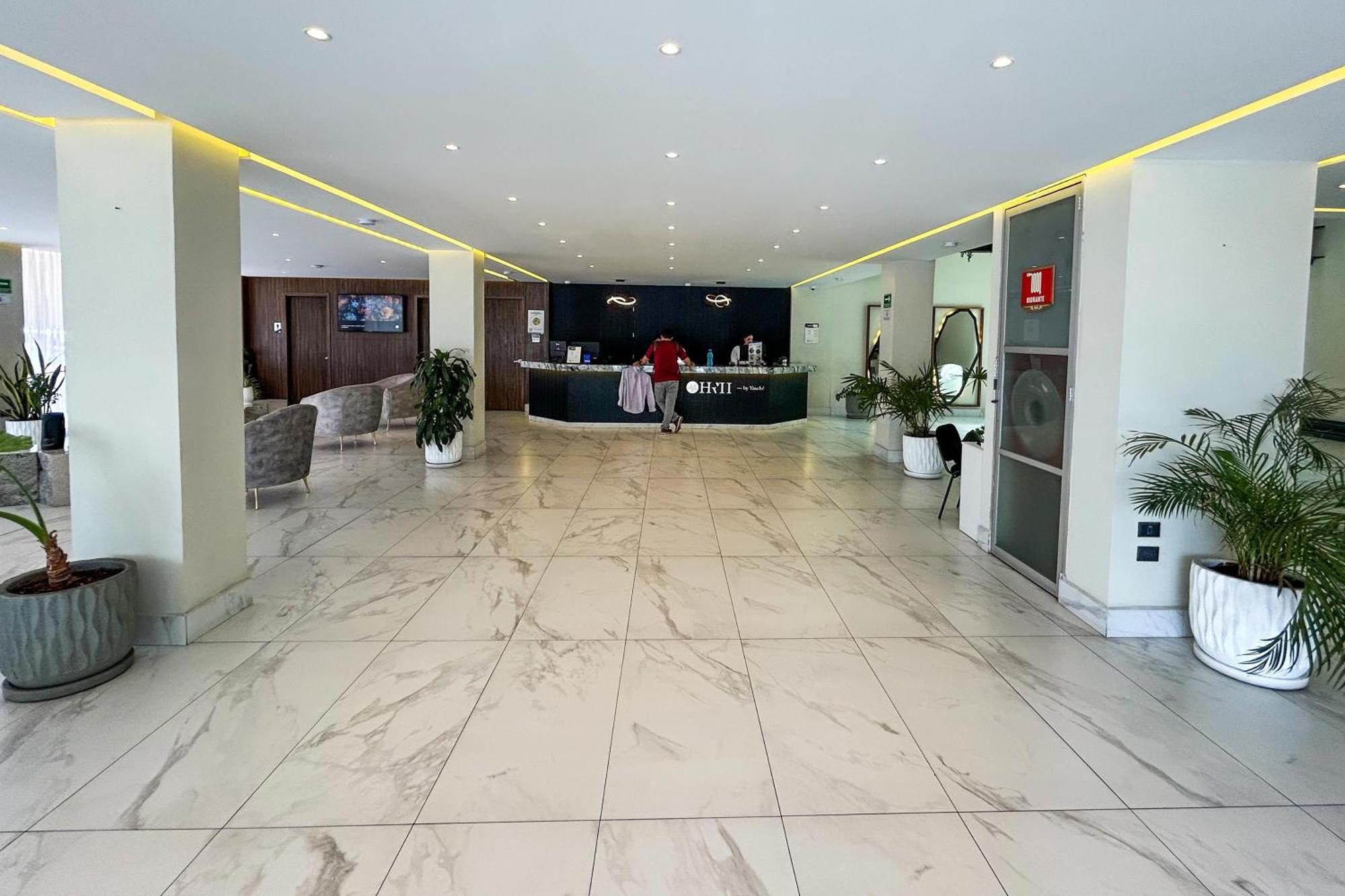 Hvh By Yaxche Hotel Guadalajara Exterior photo